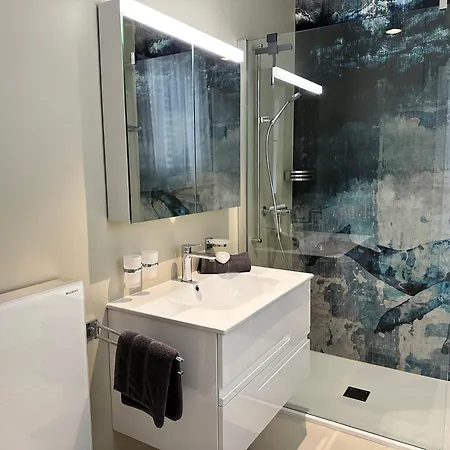 Bellevue By Fewotessin Apartamento Brissago